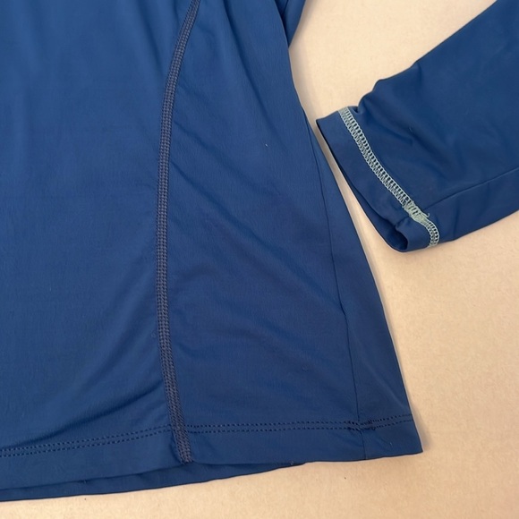 TITLE NINE LONG  SLEEVE PERFORMANCE TOP MEDIUM - Picture 7 of 12